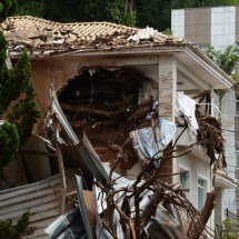 Chuvas em Juiz de Fora: prefeitura amplia áreas de risco e evacua mais ruas - Túlio Santos/EM/d.A. Press