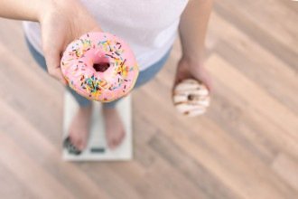 Dos 16,5 milhões diagnosticados, 1,8 milhão tem triglicerídeos elevados atribuídos ao IMC  -  (crédito: pvproductions/FreePik)