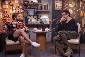 Gregório Duvivier e João Vicente de Castro falaram em podcast que empresário roubou receitas e funcionário de restaurante Camarões, do Rio Grande do Norte -  (crédito: Reprodução / Redes sociais)