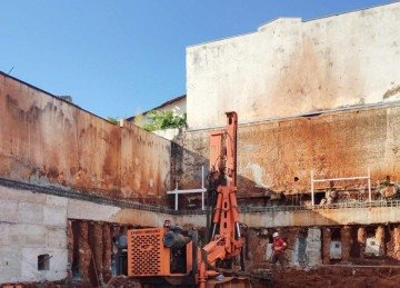 Perfuratriz cedeu durante manuten&ccedil;&atilde;o em obra de Uberl&acirc;ndia -  (crédito: Corpo de Bombeiros/Divulga&ccedil;&atilde;o )