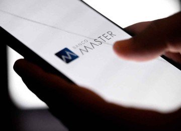 Escândalo do Banco Master teve colaboração de servidores do Banco Central -  (crédito: Mauro Pimentel/AFP)