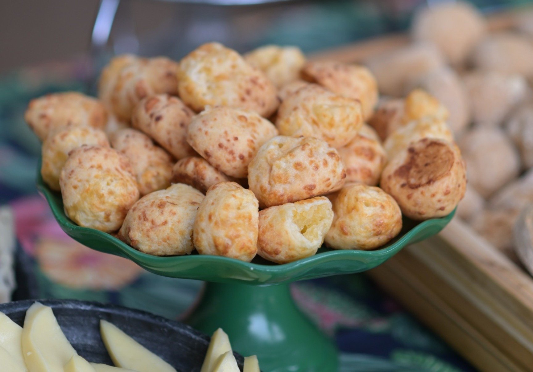 Pão de queijo não pode faltar no café da manhã
