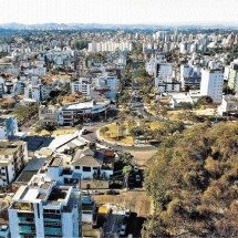 Urbanização engole o verde, sobe morro e eleva risco em Minas - Ramon Lisboa/EM/D.A Press – 12/7/2024