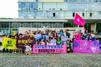 Movimentos estudantis e discentes celebram aprovação de cotas para trans e travestis  -  (crédito: DCE / Reprodução )