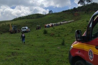 Equipes do Corpo de Bombeiros e do Serviço de Atendimento Móvel de Urgência (Samu) foram acionadas -  (crédito: CMMG/Dibulgação)