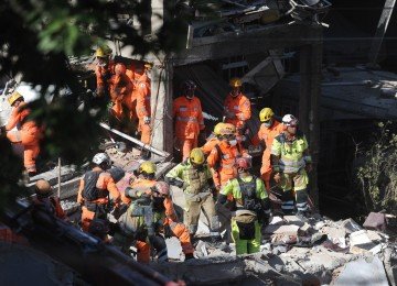 Desabamento de lar de idosos no Bairro Jardim Vitoria  -  (crédito:  Alexandre Guzanshe/EM/D.A Press)