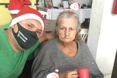 Renatinho, filho do dono do asilo, morreu no desabamento. À direita, uma das hóspedes, Alice Pereira, de 88 anos -  (crédito: Redes sociais)