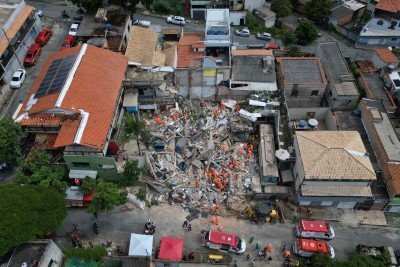 Causa do desabamento ainda é apurada pelas autoridades     -  (crédito:  Leandro Couri/EM/DA. Press)