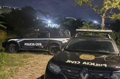 Ao todo, 28 policiais participaram da operação, sendo 14 civis e 14 militares -  (crédito: Divulgação: PCMG)
