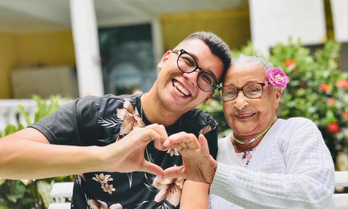 Argentina Mendes da Cruz era muito carinhosa e aprendeu a fazer fuxico com dona Sônia-Arquivo pessoal/Wellerson Catalunha