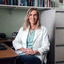 Cientista brasileira lidera pesquisa avançada sobre tratamento de lesão na medula - Divulgação