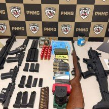 Acidente, violência doméstica e armas: homem é preso após batida de carro - PMMG/Divulgação