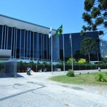 Assembleia do Paraná analisa projeto que proíbe cotas em universidades -  Josette Leprevost/Alep