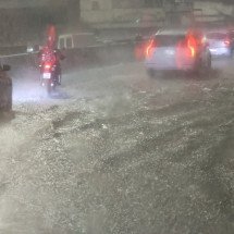 BH: regiões Centro-Sul e Oeste estão sob alerta e registram alagamentos - Marcos Vieira/EM/D.A.Press