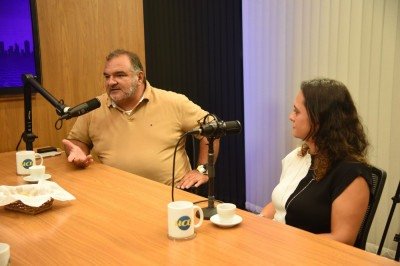 Paulo Henrique Castro e Luana Bravo, da SET, explicam no Glitch Clube como a TV 3.0 integra sinal 4K e internet na tela dos brasileiros. -  (crédito: Gladyston Rodrigues/EM/D.A Press)