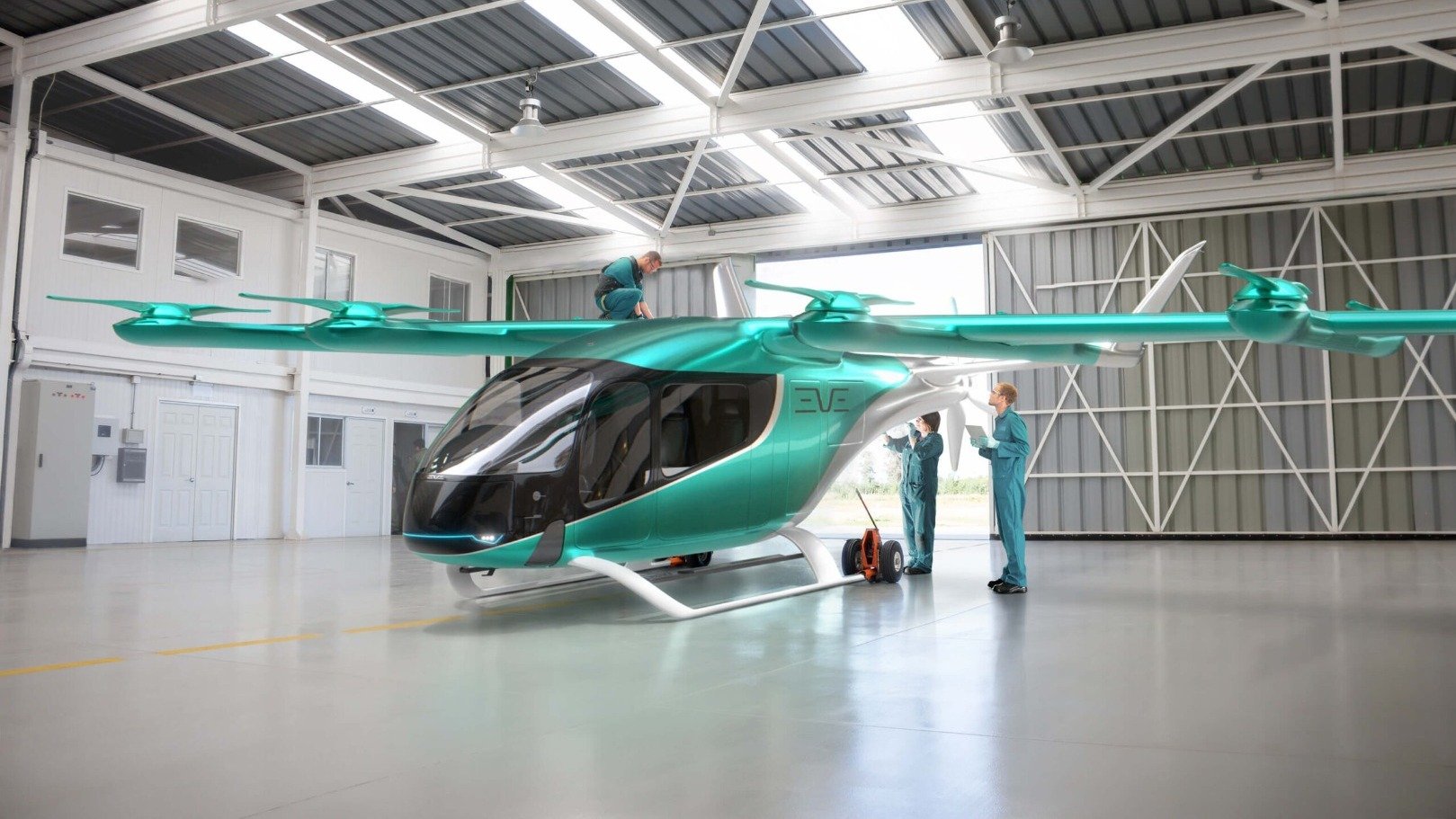 O eVTOL da Eve, "carro voador" da Embraer, em inspe&ccedil;&atilde;o na f&aacute;brica antes do in&iacute;cio das opera&ccedil;&otilde;es comerciais. -  (crédito: Reprodu&ccedil;&atilde;o/EVE)