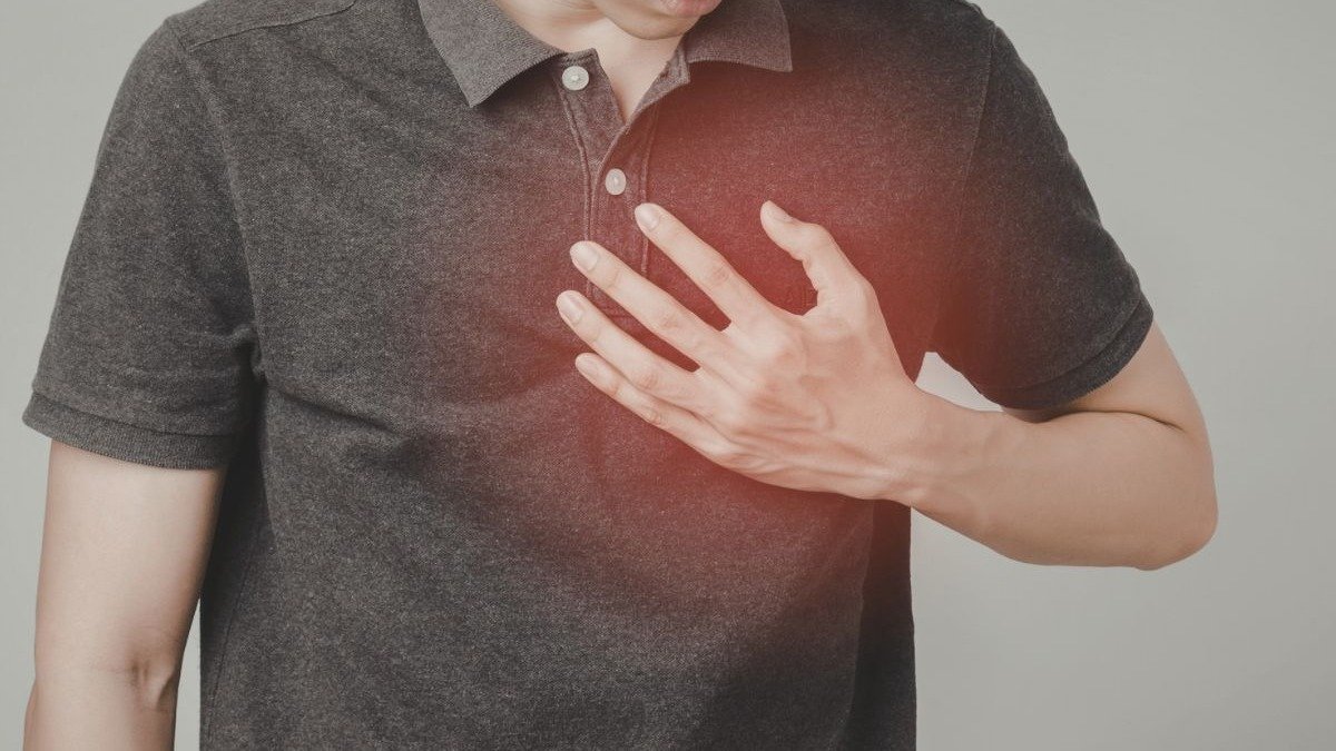 Dor e desconforto no peito, sinal cl&aacute;ssico de infarto, exige aten&ccedil;&atilde;o imediata para prevenir um mal s&uacute;bito. -  (crédito: Stoica Adrian's Images)
