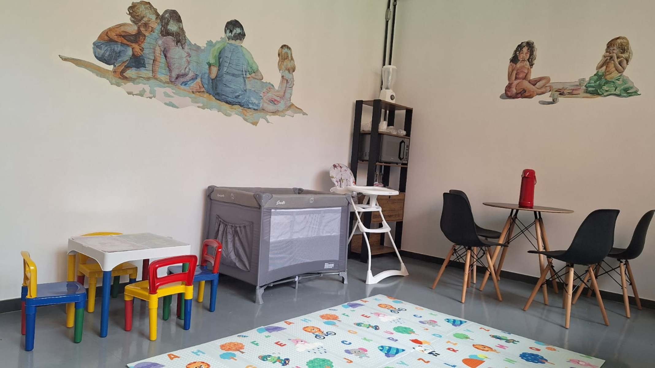 Sala de cuidados parentais na Faculdade de Filosofia e Ci&ecirc;ncias Humanas (Fafich), no Campus Pampulha em Belo Horizonte
