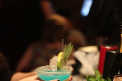 <p>As bebidas fazem parte da história e da identidade cultural de muitos países. Ao longo do tempo, diferentes povos desenvolveram técnicas próprias de fermentação e destilação, criando produtos que se tornaram símbolos nacionais.</p>
 -  (crédito: Pixabay)