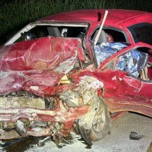 Quatro morrem em colisão frontal entre dois carros na BR-365 em Patrocínio  - Reprodução/CBMMG