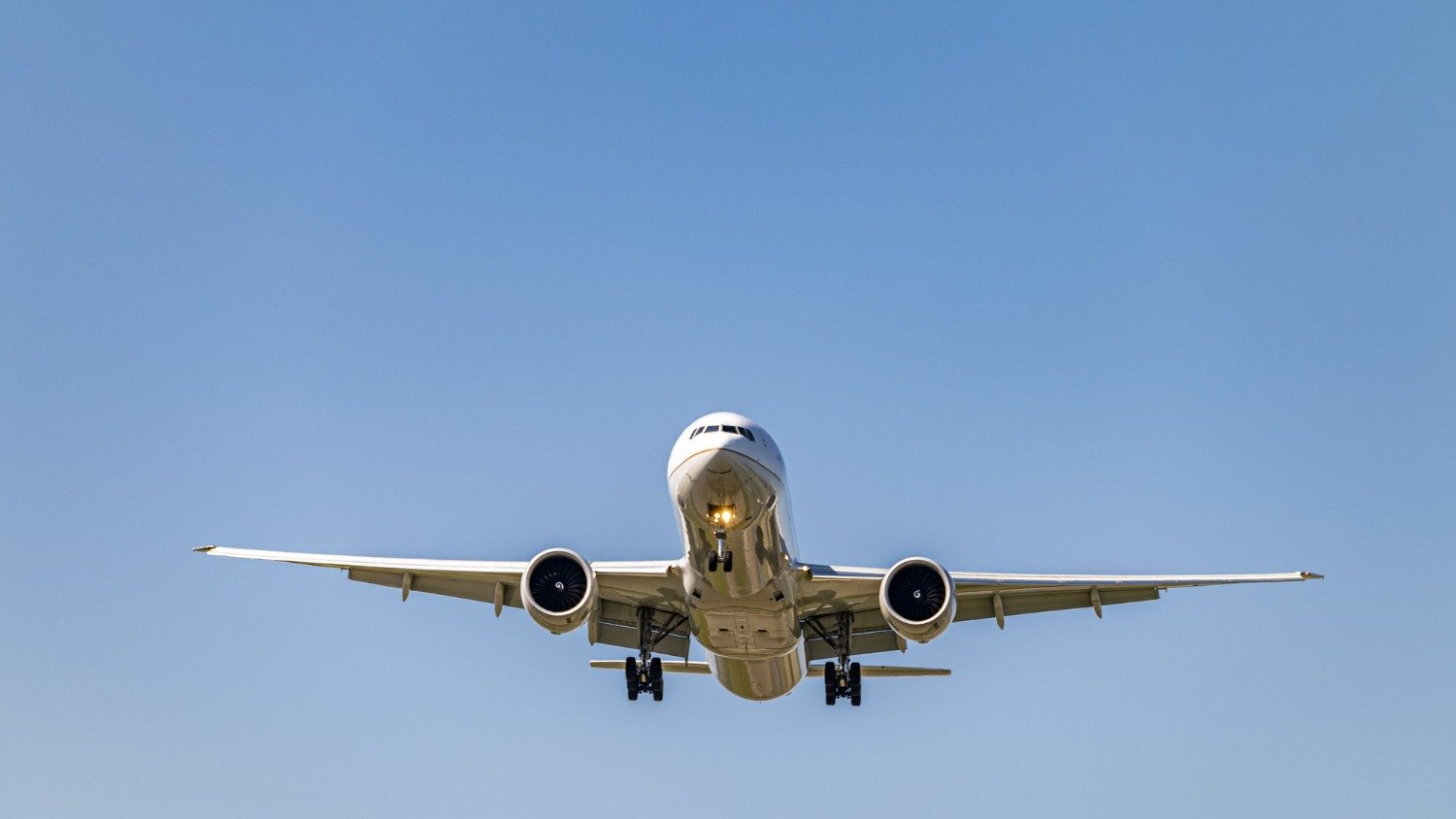 Viajar para o Oriente Médio agora: guerra ativa requer cautela - wirestock/ Freepik 