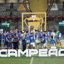 Pedrinho e Pedro Junio merecem a taça, mas o futebol ainda está muito ruim - Edesio Ferreira/EM/D.A Press