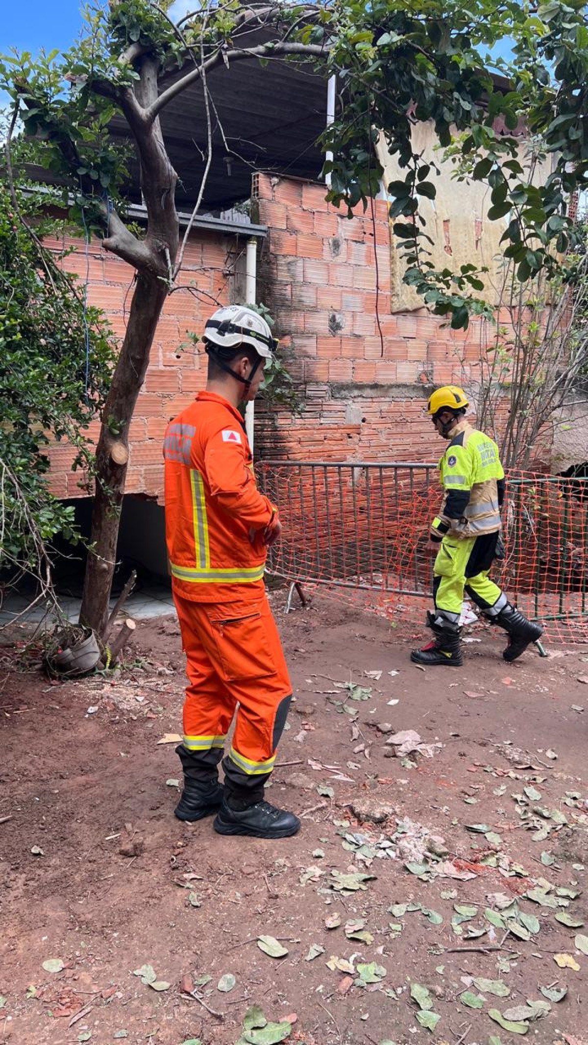 A galeria tem cerca de 1,2 metro de altura, três metros de largura e aproximadamente 500 metros de extensão,- Edesio Ferreira/ EM/ D.A Press