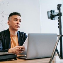 Inteligência artificial vira produto na Economia Criativa, diz Hotmart - Pexels