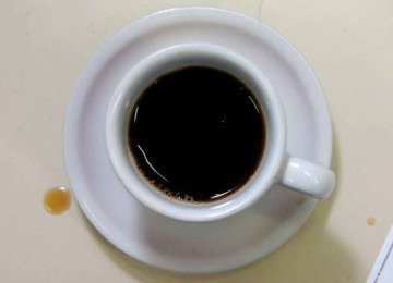 Pessoas que ingerem diariamente de uma a cinco xícaras de café com 240ml de cafeína têm risco 18% menor de desenvolver demência -  (crédito: Marcos Vieira/EM/D.A Press)