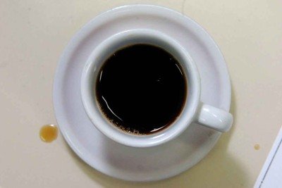 Pessoas que ingerem diariamente de uma a cinco xícaras de café com 240ml de cafeína têm risco 18% menor de desenvolver demência -  (crédito: Marcos Vieira/EM/D.A Press)