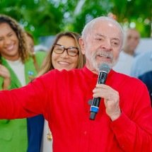 Lula: quem quer emagrecer tem que tirar 'a bunda da cadeira e andar' -  Ricardo Stuckert/PR