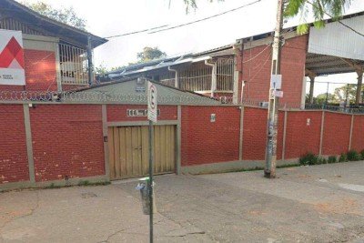 Na foto, Escola Estadual Madre Carmelita -  (crédito: Google Street View/Reprodução)