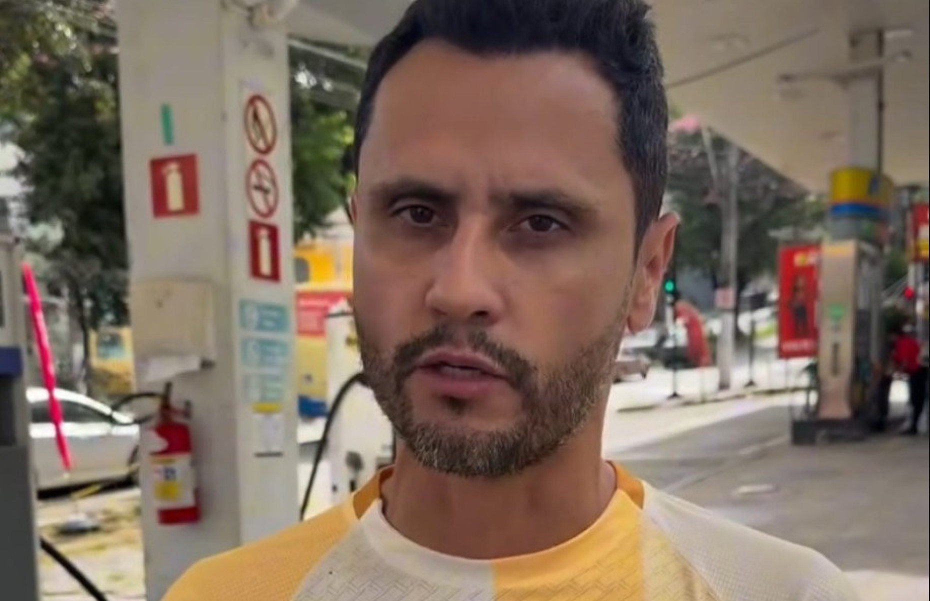 Senador isenta Lula por aumento de preços de combustíveis em postos