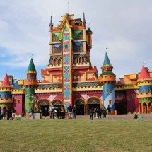 ‘Disney Brasileira’ e seu ambicioso plano de expansão; veja parques da Disney mundo afora - Bárbara Bernardes /Wikimédia Commons