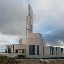 Espetáculo das luzes da aurora boreal inspira monumento especial - DXR -wikimedia commons 