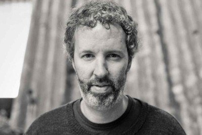 Michel Laub cruza Renato Russo, Coetzee e memória pessoal em novo livro -  (crédito: Divulgação / Renato Parada)