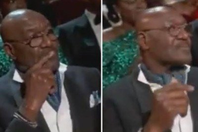 <p>A reação de Delroy Lindo chamou atenção durante o anúncio do prêmio vencido por Sean Penn no Oscar. Enquanto o teatro e os concorrentes aplaudiam, o ator de Pecadores permaneceu imóvel e visivelmente abatido. Segundo relatos da imprensa internacional, Lindo parecia bastante desapontado com o resultado e evitou qualquer celebração no momento.</p>
 - 