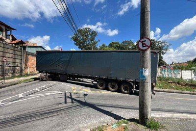 
O trânsito está o caos em volta da região -  (crédito: Wellington Barbosa/EM/D.A Press)