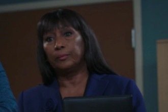 Kiki Shepard em episódio de 'Grey's Anatomy' -  (crédito: Grey's Anatomy / reprodução)