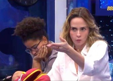 No sábado passado, Ana Paula Renault foi punida pela direção do programa ao se recusar a usar um vestido de uma festa de patrocinador que não a deixava confortável com o corpo à mostra -  (crédito: TV Globo/Reprodução )