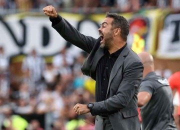 Ex-técnico do Botafogo, Artur Jorge pode assumir o comando da Raposa no lugar de Tite -  (crédito: Alejandro PAGNI / AFP – 30/11/24)