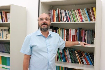 
Para Leonardo Avritzer, coordenador do Instituto da Democracia, não há, em termos gerais, uma relação automática entre democracia e conquista de direitos -  (crédito: Arquivo pessoal)
