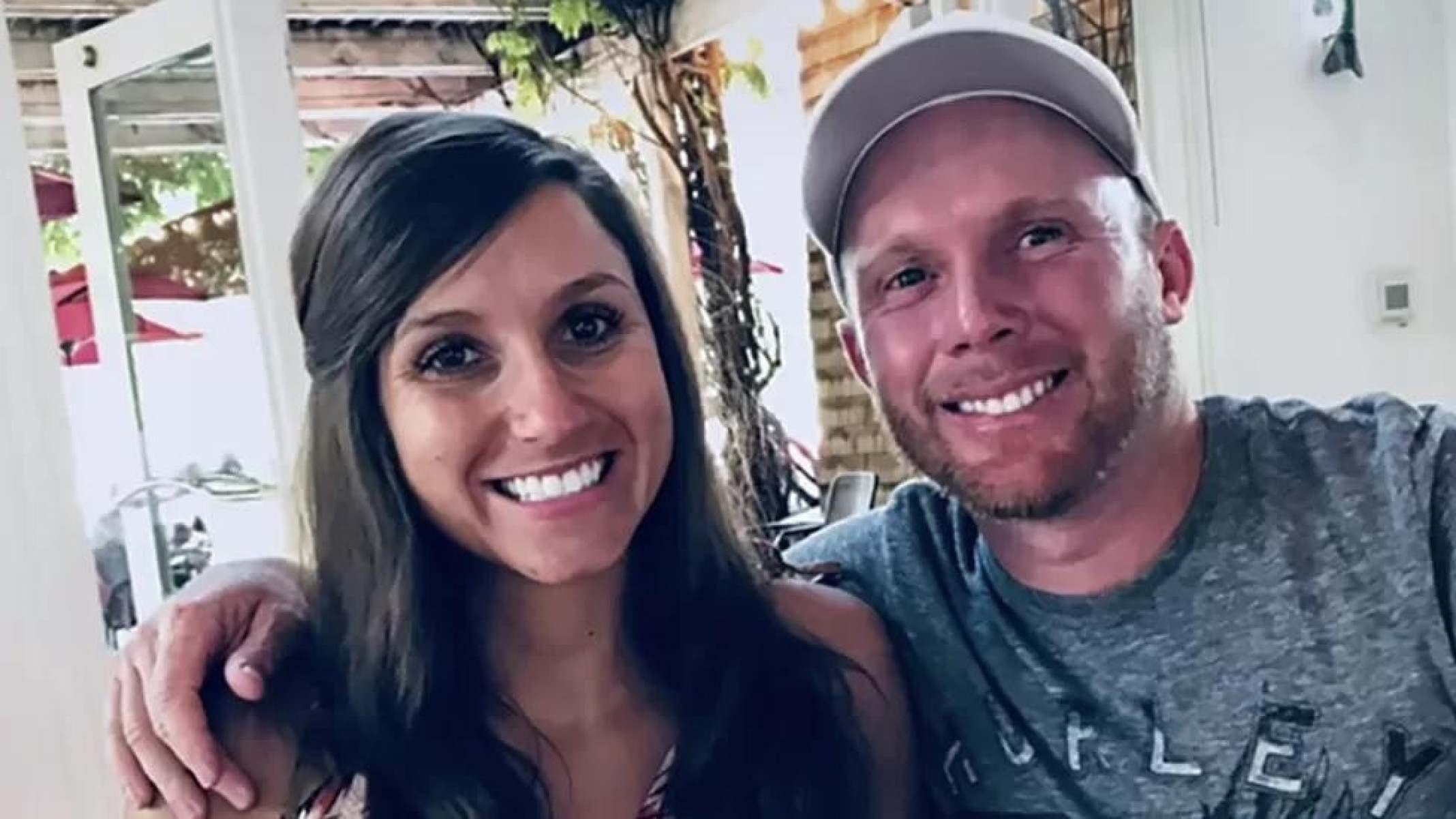 Mulher que escreveu livro sobre a morte do marido é condenada por seu assassinato -  (crédito: BBC)