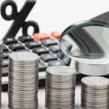 Indústria e Comércio de MG defendem equilíbrio fiscal para reduzir juros - Freepik 
