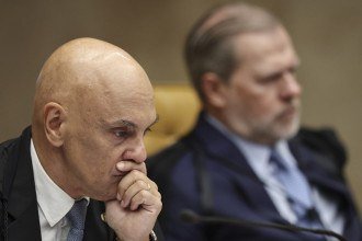 O ministro Alexandre de Moraes participa da sessao plenaria realizada nesta quinta-feira, 12 de marco de 2026, na sede do Supremo Tribunal Federal, em Brasilia -  (crédito: Mateus Bonomi/Agif/Folhapress)
