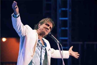 Roberto Carlos faz show hoje (19/4), no dia do seu anivers&aacute;rio, em Cachoeiro do Itapemirim -  (crédito:  Instagram @robertocarlosoficial)