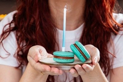 Em Mar&ccedil;o, a Le Petit Macarons celebra seu anivers&aacute;rio e o dia mundial do doce &agrave; base de farinha de am&ecirc;ndoas -  (crédito: Helen Caroline Fotografia/Divulga&ccedil;&atilde;o)