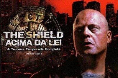 <p>Glenn Close teve papel decisivo na sobrevivência da série “The Shield: Acima da Lei”, hoje reconhecida como um dos grandes dramas policiais da televisão. Na época, a produção corria risco de cancelamento após a terceira temporada devido à baixa audiência, segundo o site especializado TV Line.</p>
 -  (crédito: Divulgação)