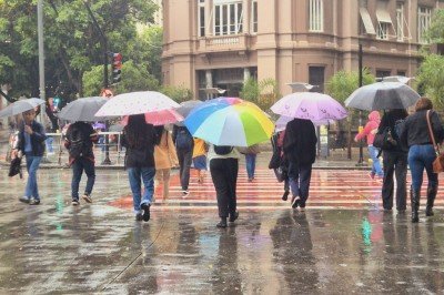  Aviso emitido pela Defesa Civil de Belo Horizonte &eacute; v&aacute;lido at&eacute; as 10h de segunda-feira (23/3) -  (crédito: Jair Amaral/EM/D.A Press. Brasil. Belo Horizonte - MG)