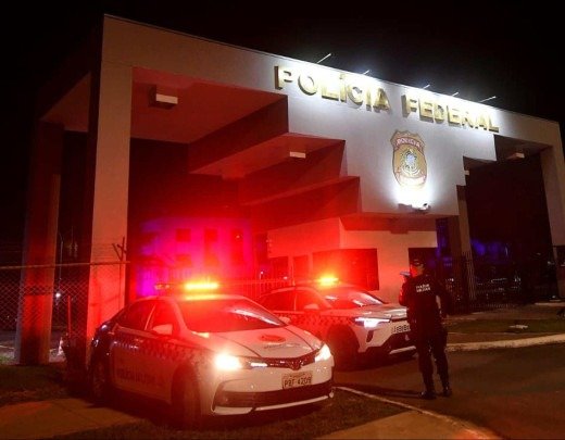 Banqueiro chegou à Superintendência da PF no início da noite desta quinta-feira (19/3) -  (crédito: ED ALVES/CB/D.A.Press)